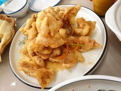 -老码头黑皮肘子锅包肉熏酱水饺(文政街店)