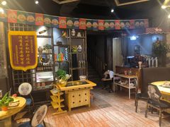 -顶顶汤火牛排火锅·经典铜锅涮肉