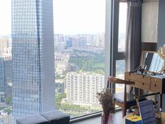 -得闲·高空SPA(东盟店)