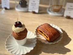 -VERIE BAKEHOUSE