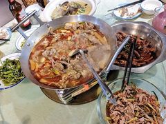 -昱龙大盆牛蛙馆(三兴街总店)