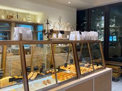 -Dough&Joe团憩(瑞虹天地月亮湾店)