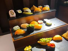 -亚洲国际大酒店·云顶阁旋转自助餐厅