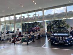 -南充通源宝马4S店(高坪店)