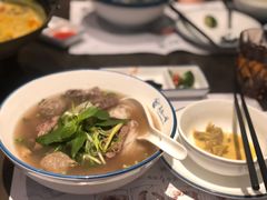 越南火车头汤河粉-美奈小馆·越南料理(中航城君尚购物中心店)