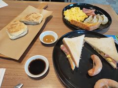 -必胜客(大宁路店)