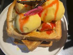 -夯鱼烤鱼·尔滨地标美食(中央商场店)