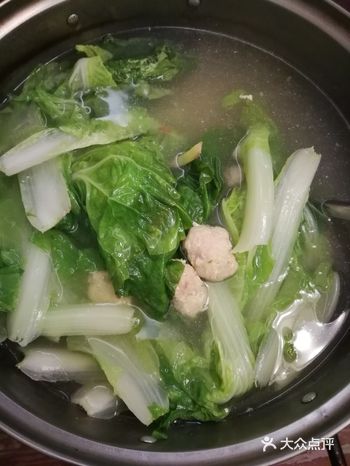 家有厨娘之清淡鲜美白菜丸子汤