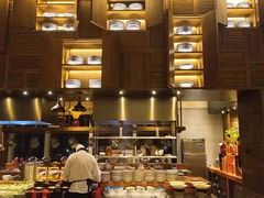 自助取餐区-融信华邑酒店·鲜艳西餐厅