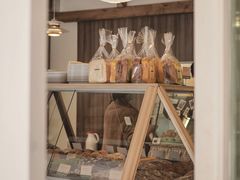 面包甜点陈列柜-屋裡·Union Bakery(龙江路店)