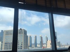 -青岛中心假日酒店·蓝天行政酒廊