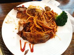 -汽车博物馆主题餐厅
