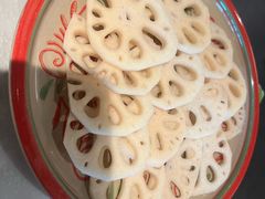 -尚尚仙·酸汤猪手·猪肚鸡火锅(华联万柳购物中心店)