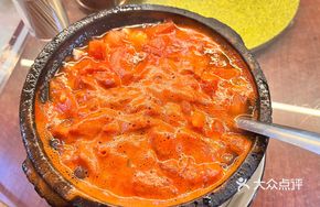 Sautéed Tofu with Tomato in Clay Pot