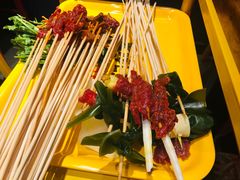 -串门邻居串串火锅(云南南路店)