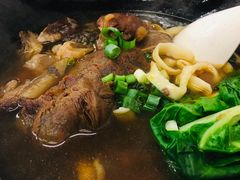 -尊品原汁牛肉面