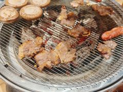 -青瓦餐厅·生鱼片·韩园烤肉(西塔店)