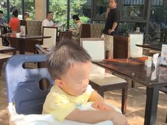 -上海怡沁园度假酒店