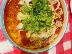 石河子凉皮-西域阿里马新疆菜·清真(桂花路店)