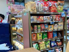 -全家便利店(兴贤路店)