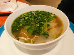 经典牛肉拉面-咖啡苑自助餐厅·中国大饭店