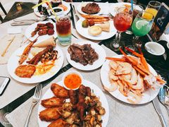 -东方红海鲜百汇(国际大厦店)