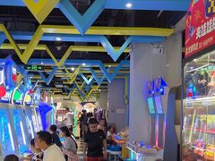 -反斗乐园π·电玩·高空拓展·蹦床(龙华天虹店)