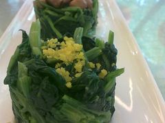 菠菜堆-八珍饺子·烤鸭·家常菜