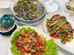 -三江源美食城