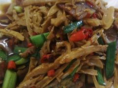 -湘里湘亲饭店(闸坡店)