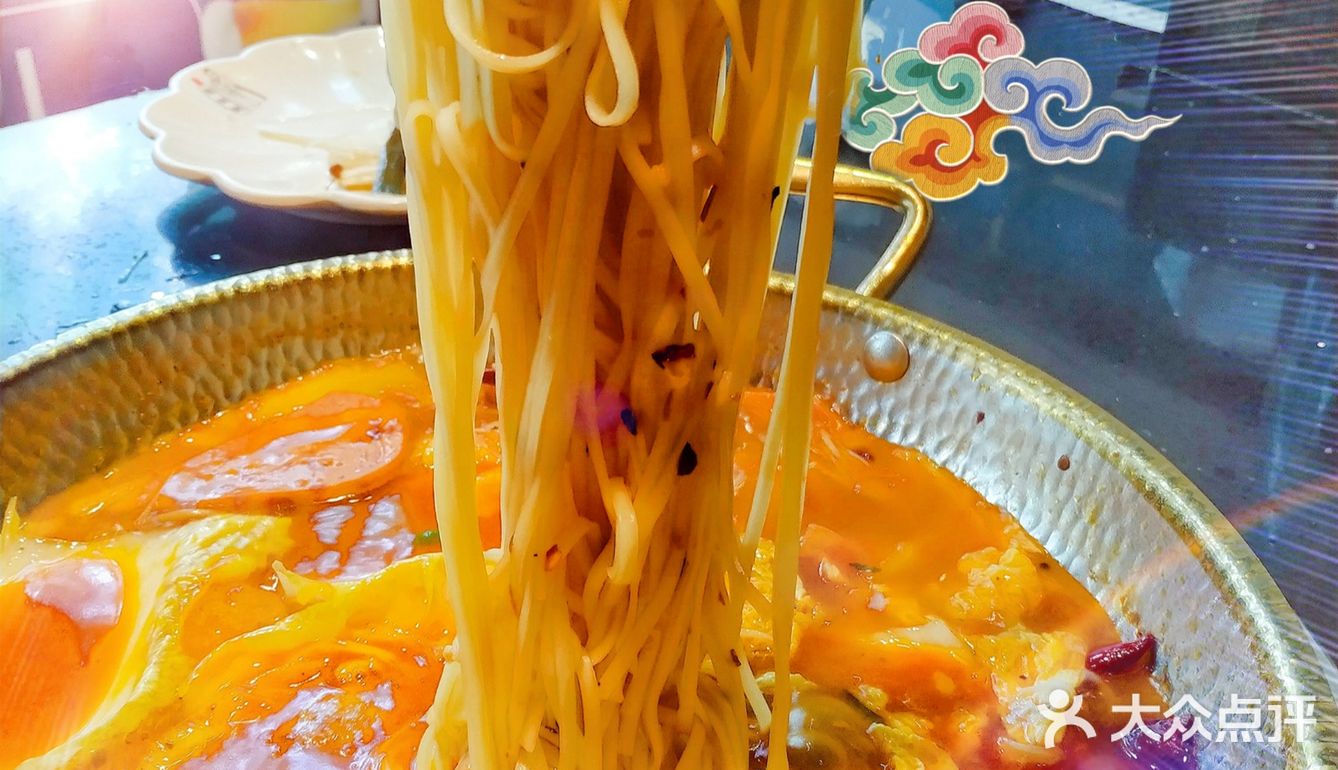 肥肠湘、非常香！这家美蛙鱼火锅好吃到汤都要喝光光😍   