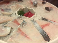 -爱你您·自家鱼塘·活水喷泉鱼火锅(八里店)