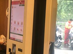 -麦当劳(健德桥得来速店)