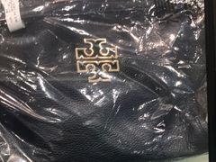 -福奈特洗衣·洗鞋·奢侈品护理(武汉国际广场店)