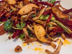 -连鹭海鲜·海肠捞饭·海胆饭(星海店)