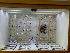-沪睛眼镜蔡司官方授权店(金桥佳林路店)