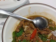 辣椒炒肉-煜丰汴京烤鸭(福彩路店)
