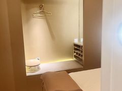 -左右Massage/Spa(长寿路店)