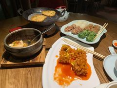石锅自磨酿豆腐-金苑酒家·客家菜·广东老字号(万象店)