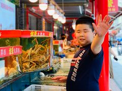 -谊荣海鲜大牌档(石湖店)