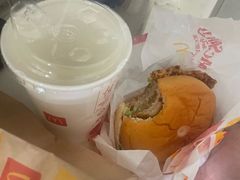 -麦当劳(安立路店)