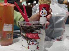 奥利奥大圣代-蜜雪冰城(陆家嘴店)