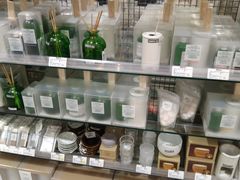 -MUJI无印良品(万达天鹅湖店)