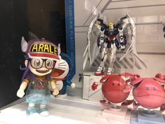 -泡泡玛特POPMART(蓝色港湾店)