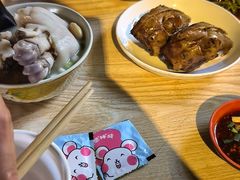 -雷祖芳老妈蹄花店