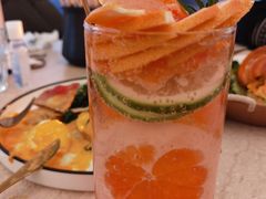 西柚气泡水-玲婧胡同·生日蛋糕·餐厅(嘉里城店)