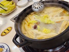 -叶记猪肚鸡(宝安椰林湾店)