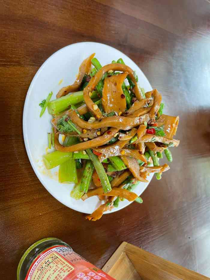 余小二面馆(四方坪总店)-"网上号称四方坪最好吃的干拌面,对我这个老.