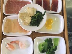 -建新园过桥米线(宝善街店)