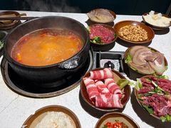 -贵府酸汤牛肉火锅·贵州老字号(飞山街店)